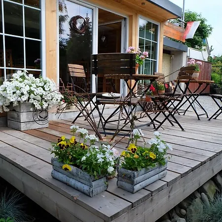 Pod Aniolem - Goscinne & Z Widokiem Na Gory Panzió 3*