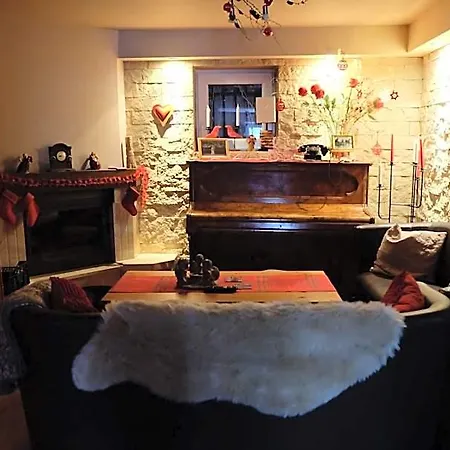 Alojamento de Acomodação e Pequeno-almoço Pod Aniołem - Gościnne&apartamenty Z Widokiem Na Góry 3*