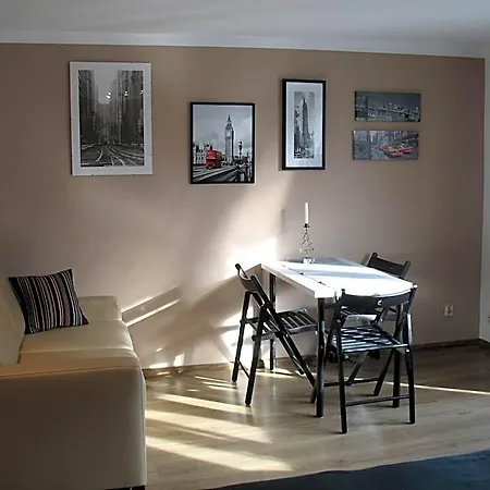 Pod Aniołem - Gościnne&apartamenty Z Widokiem Na Góry
