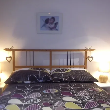 Pod Aniolem - Goscinne & Z Widokiem Na Gory 3* Szczyrk