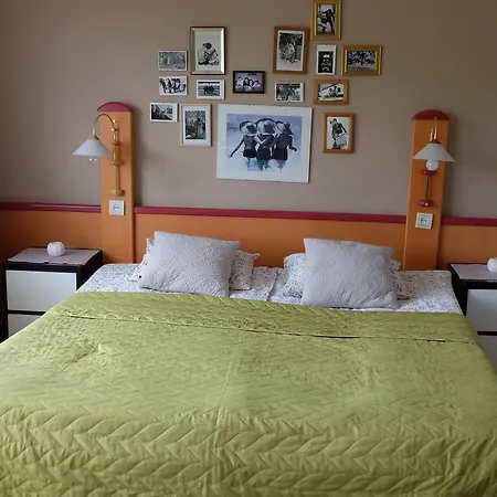 Pod Aniolem - Goscinne & Z Widokiem Na Gory 3* Szczyrk