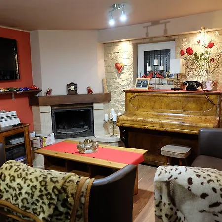 Bed and Breakfast Pod Aniolem - Goscinne & Z Widokiem Na Gory 3*