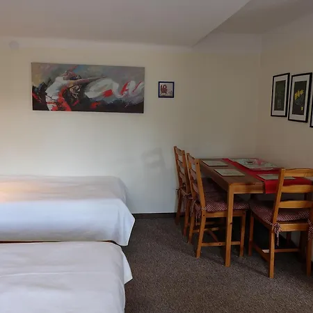 Pod Aniolem - Goscinne & Z Widokiem Na Gory Oda ve Kahvaltı