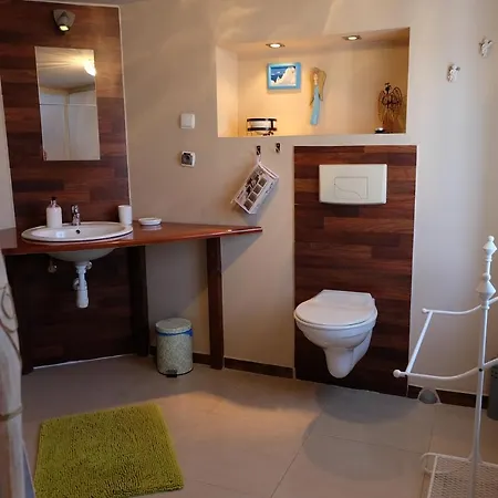 Alojamento de Acomodação e Pequeno-almoço Pod Aniołem - Gościnne&apartamenty Z Widokiem Na Góry 3*