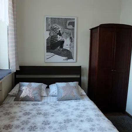 Pod Aniolem - Goscinne & Z Widokiem Na Gory 3* Szczyrk