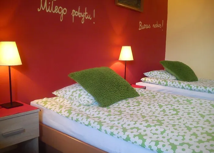 Pod Aniolem - Goscinne & Z Widokiem Na Gory 3* شتوروك