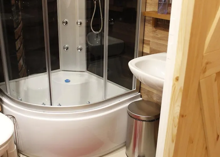 Pod Aniolem - Goscinne & Z Widokiem Na Gory شتوروك