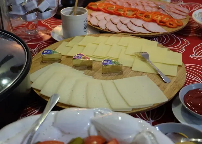 לינה וארוחת בוקר Pod Aniolem - Goscinne & Z Widokiem Na Gory 3*